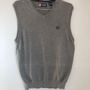 Chaps Men’s Cotton Grey Sweater Vest, size Medium